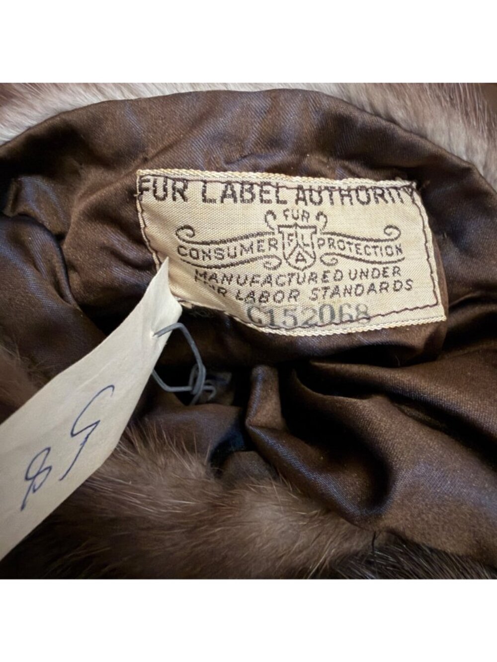 Vintage Brown Mink Fur Stole Cape By Weiss Cleveland w/ Pockets Formal Wear - Picture 5 of 5